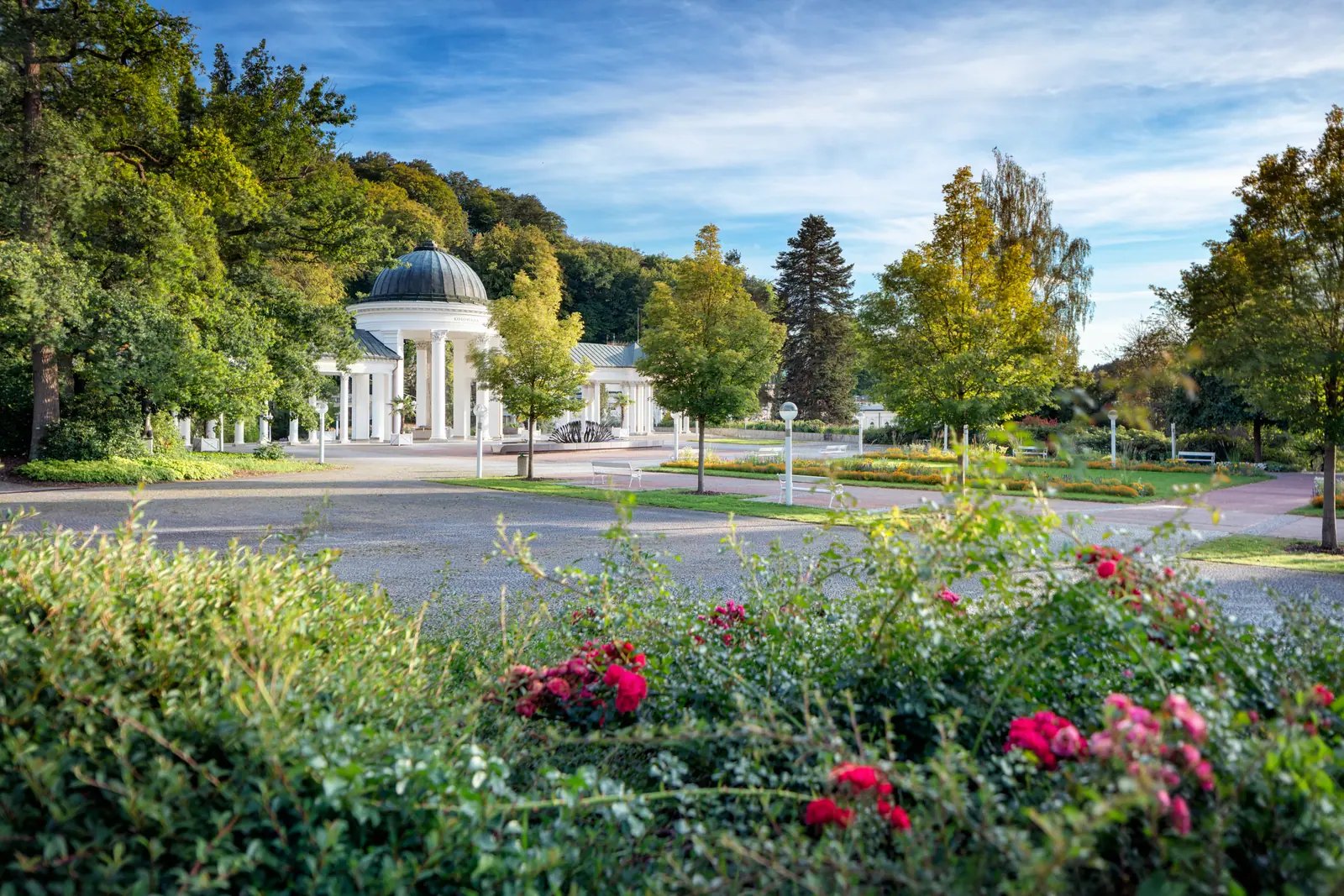 Barrierefrei in Marienbad: ein Leitfaden für Gäste mit Rollstuhl, Rollator oder Gehbehinderung