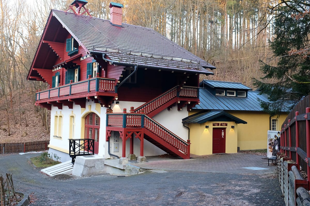 Gießhübl-Sauerbrunn (Kyselka)